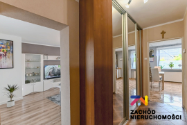 Bliżniak!! Jędrzychów!!Łączony tylko garażem!!